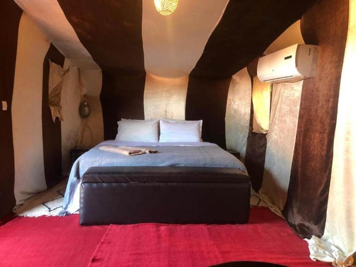 Desert Luxury Camp Мхамид Екстериор снимка
